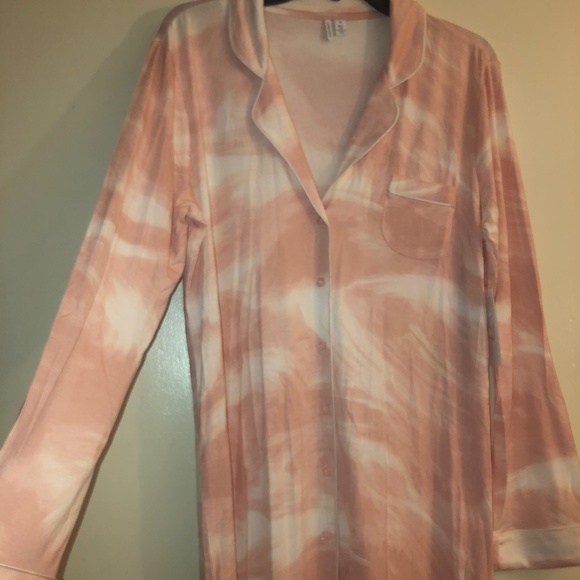 NWT Soft Nordstrom Nightshirt😴 - Picture 2 of 7